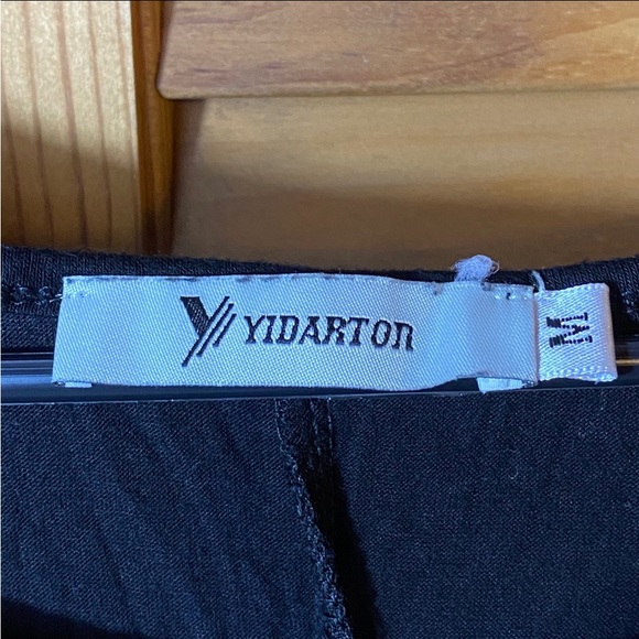 ๐ฆYidarton, Sz Medium, Open Shoulder, Peacock Feathers Design, Short Sleeve Top - Picture 2 of 9